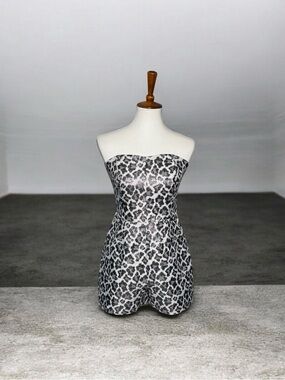 Express Strapless Sparkly Simmering Leopard-Print Romper size 4 NWT’s
